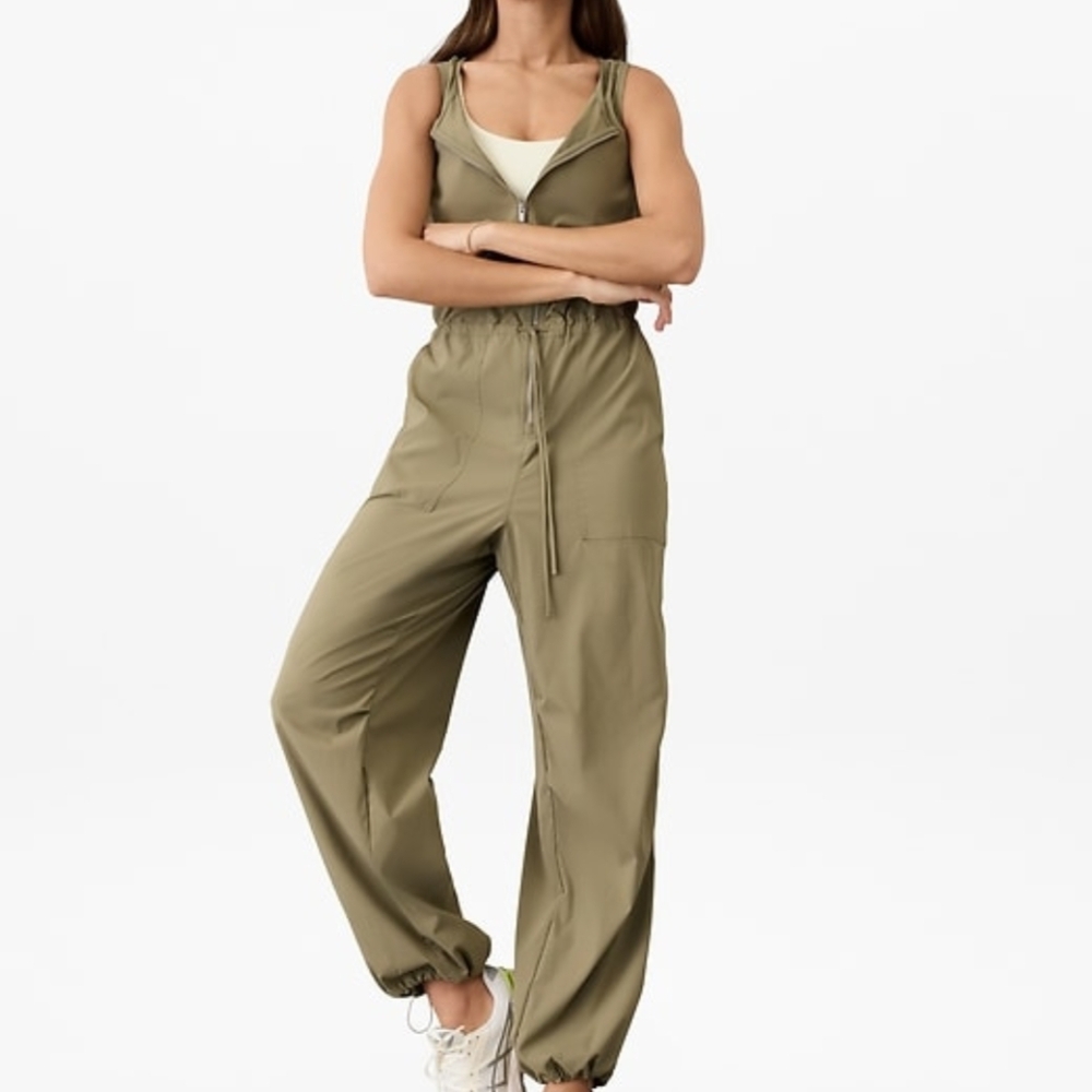 Athleta Green Jumpsuit with Adjustable Straps and Wide-Leg Design